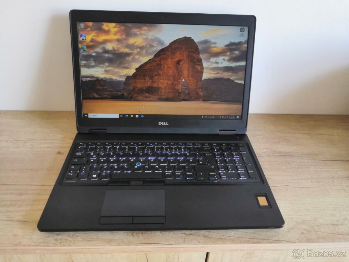 Dell 5580 i7 7600U / 8 RAM / WIN 10 / čtěte