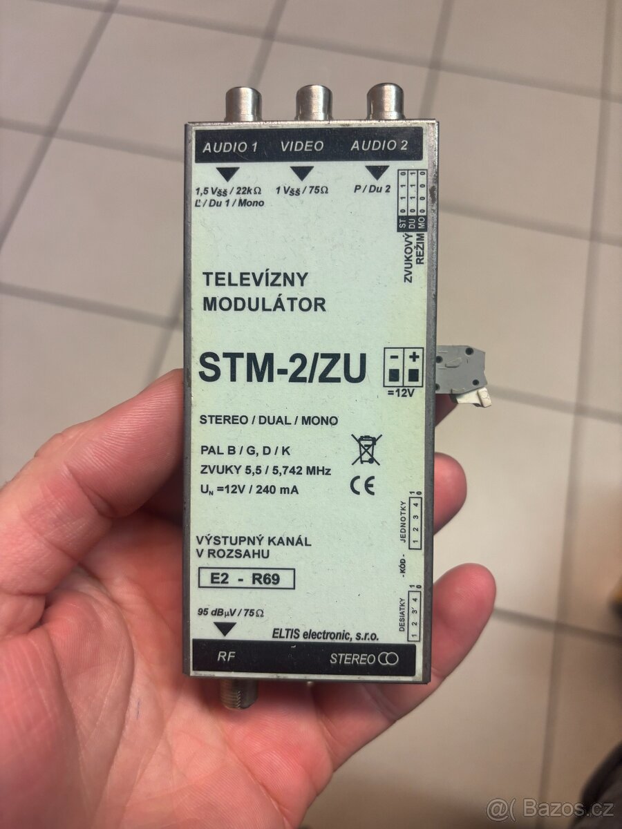 Anténní AV modulátor