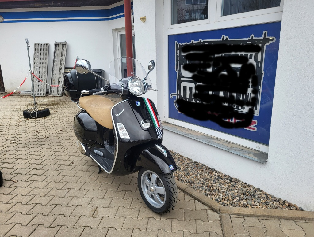 Vespa GTS 300 Super