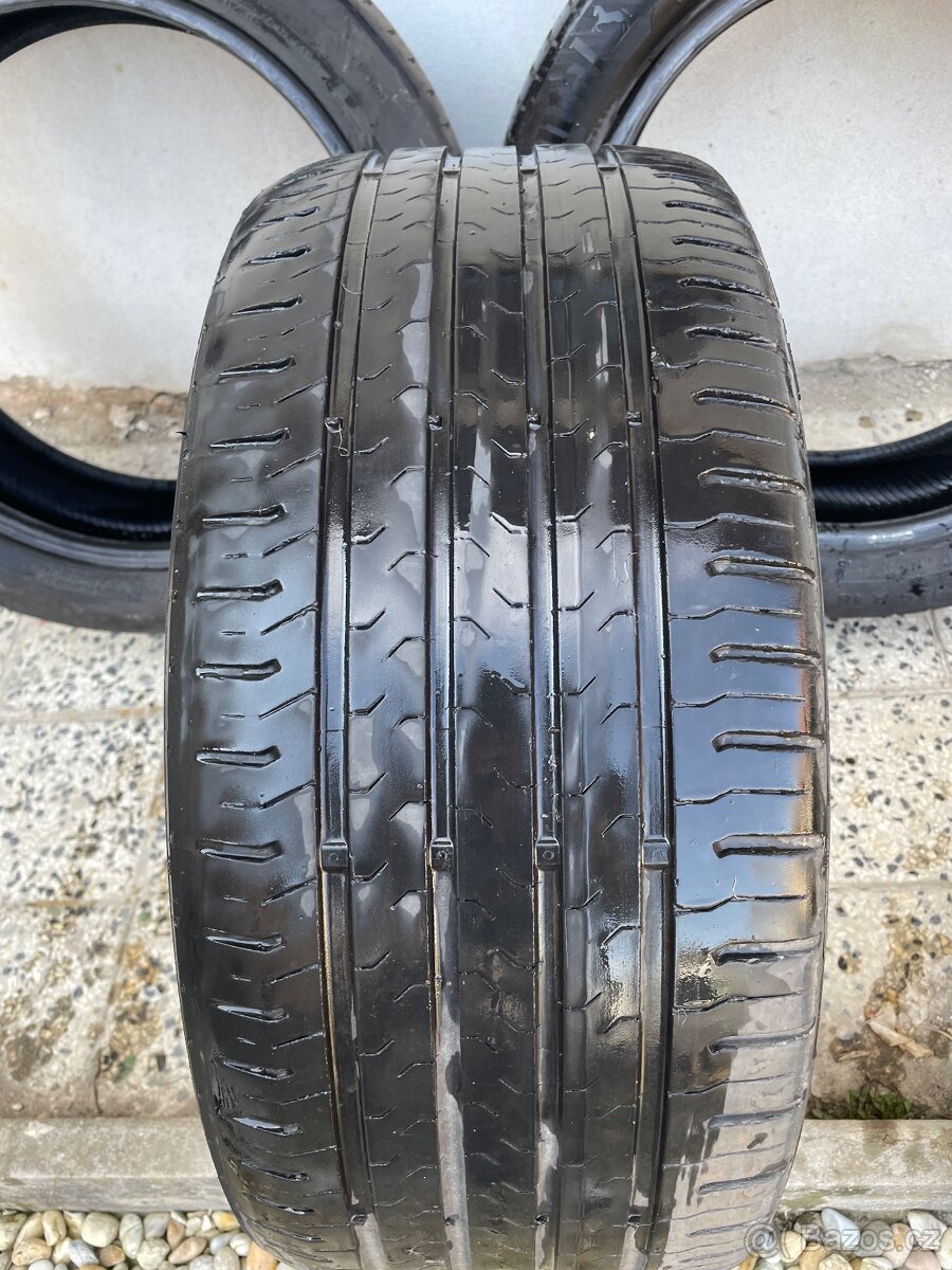 Letní pneu Continental 245/45 R18