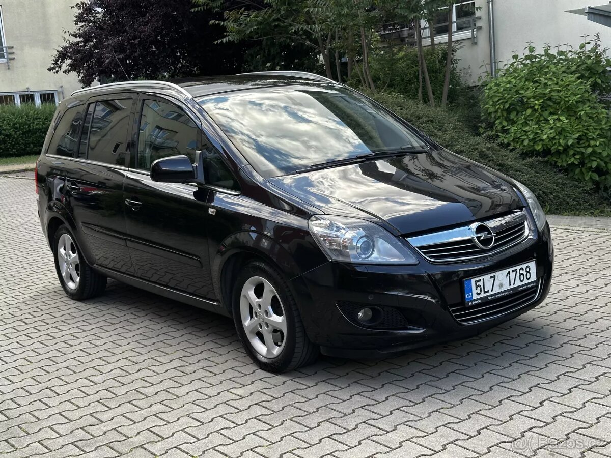 Opel Zafira 1.7 CDTi 92kW 7 míst Kůže Xenony Tažné Rok 2011