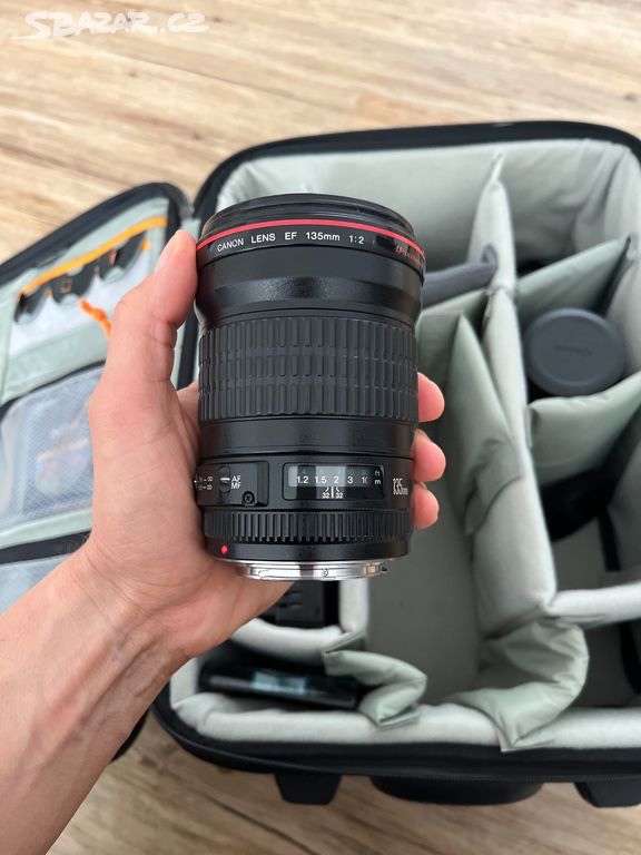 Canon EF 135mm f/2 L USM