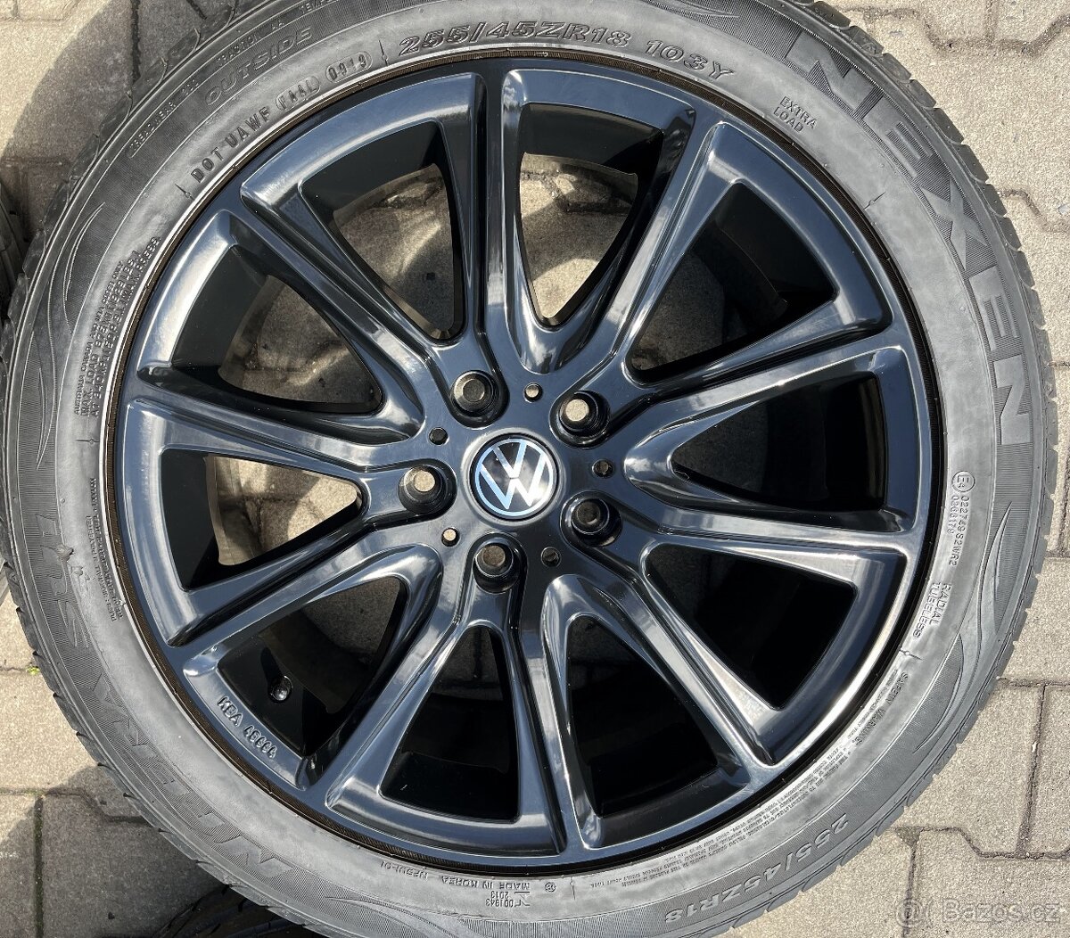 Volkswagen T5, T6 alu 8,5x18 5x120 ET50 pneu 255/45/18 103V