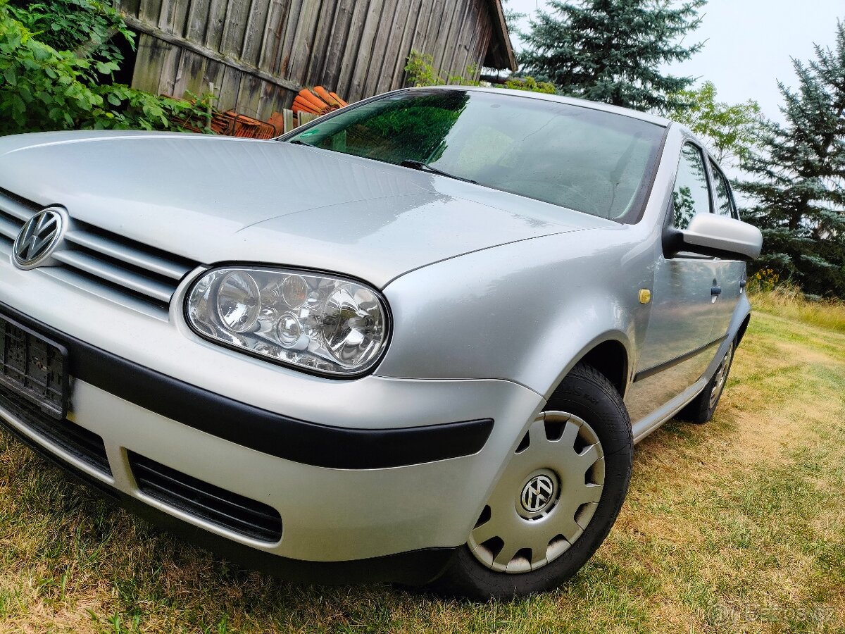 VW Golf 1.4 16V