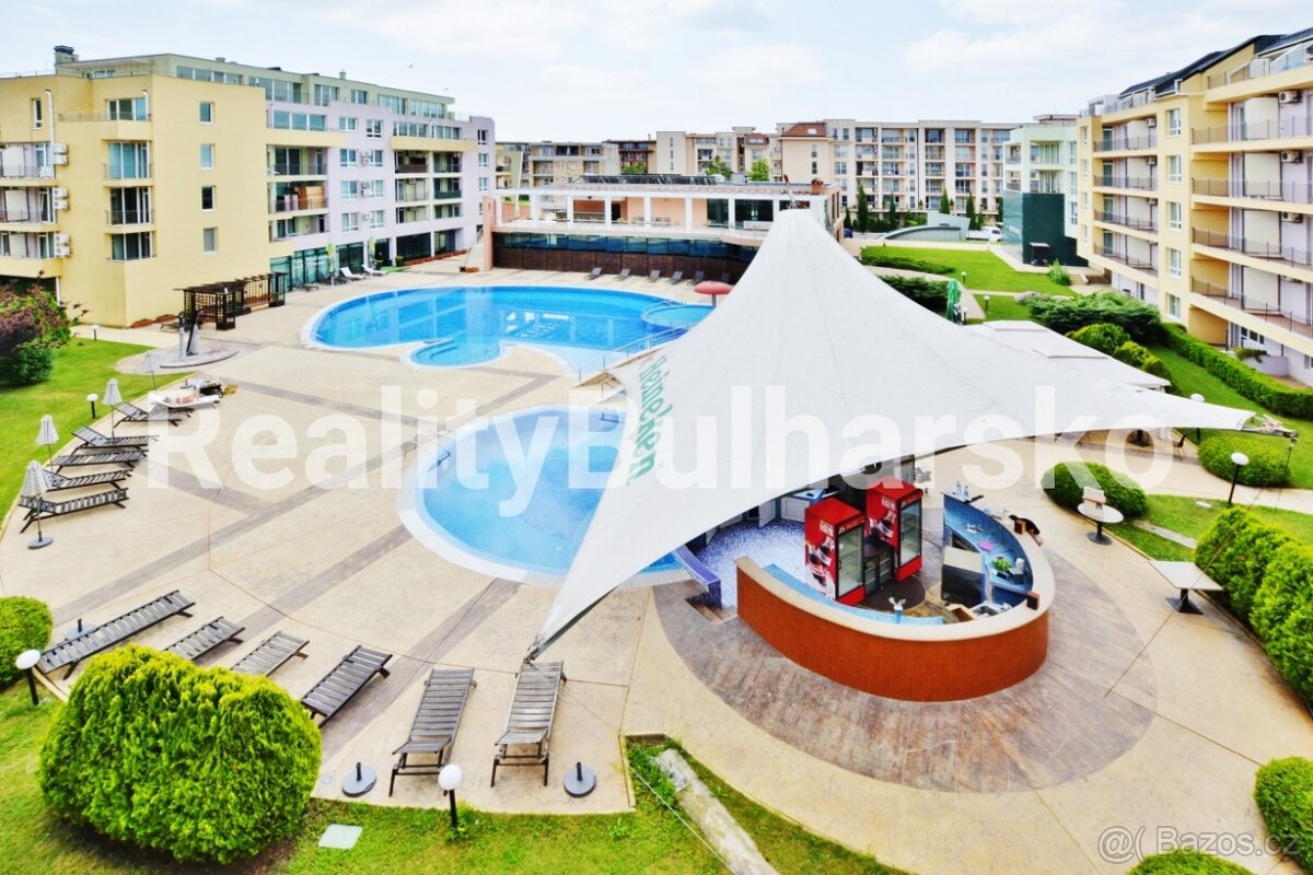 Prodej zařízeného apartmánu 2+kk s balkonem-Slunečné pobřeží