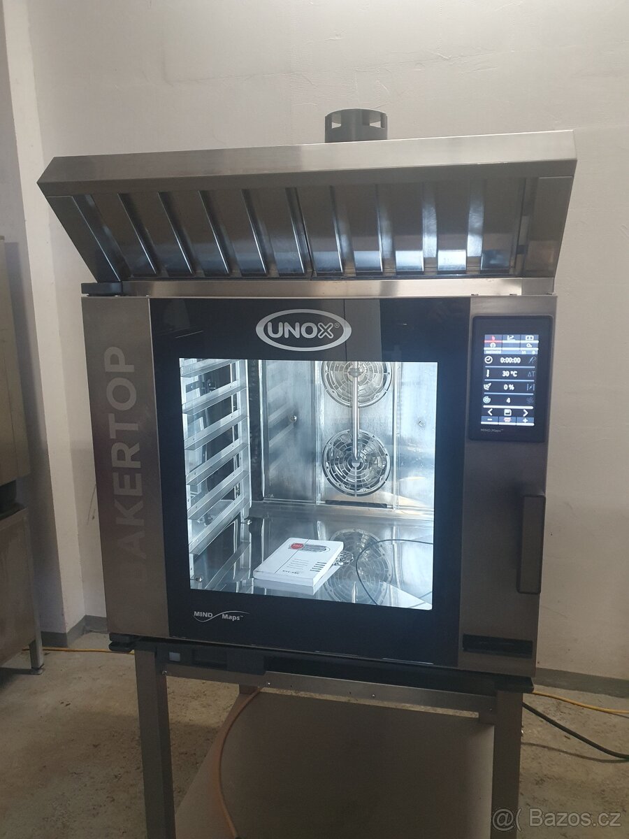Pekařská pec Unox Bakertop s digestoří