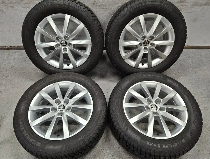 16" ŠKODA KAMIQ 5x100 ET38 6J + Fulda 205/60 R16