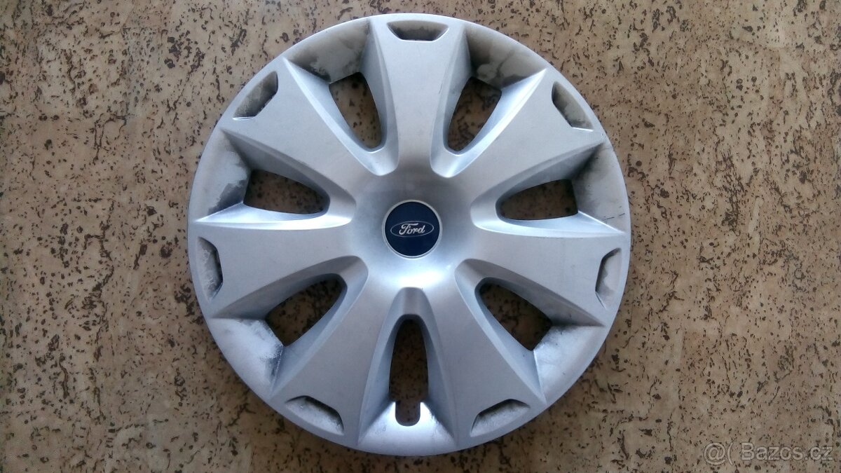 Ford poklice kola 16" 1x Ford Focus Kuga Mondeo AM51-1000-B
