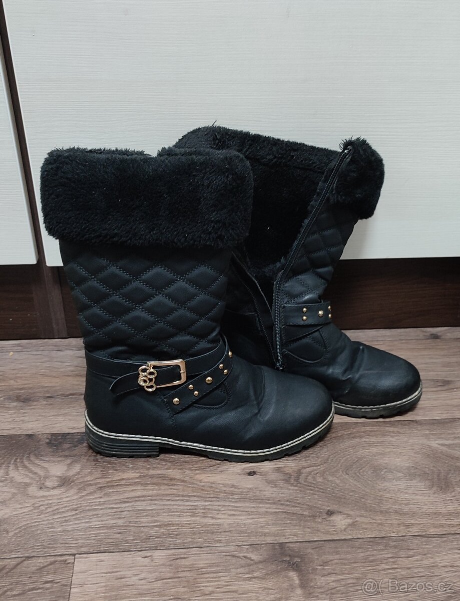 Dívčí zimní boty / kozačky s kožíškem vel. 38