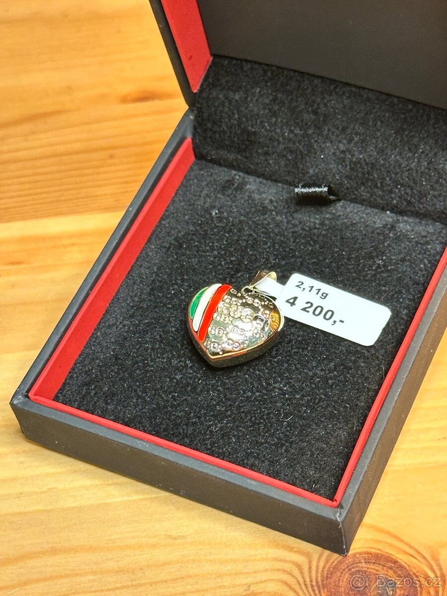 Zlatý přívěsek srdce 2,11g