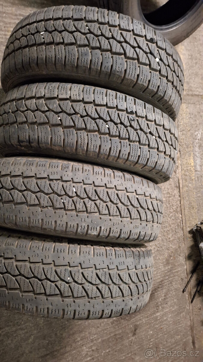 Sada zimních pneu Riken 215/70 R15C