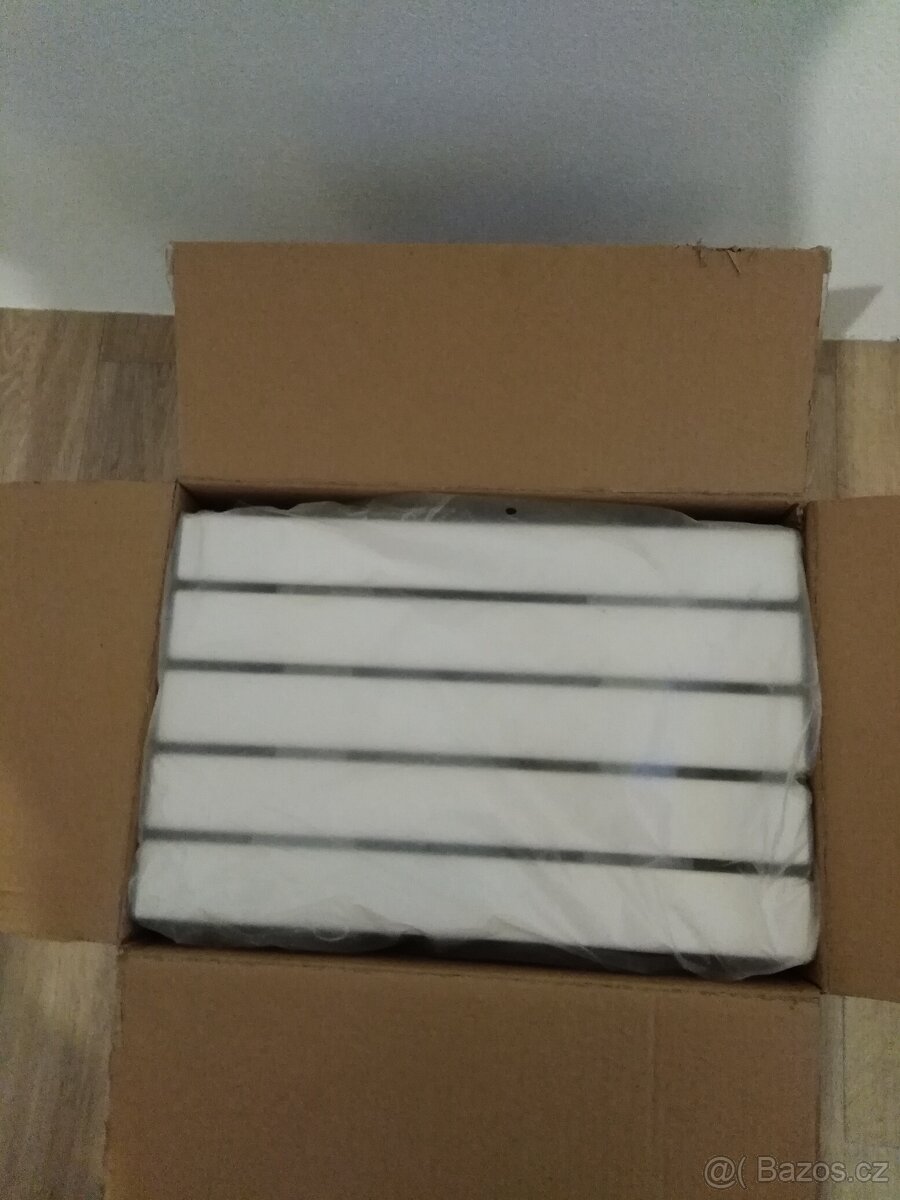 Zdravotní sedačka do vany - nízká