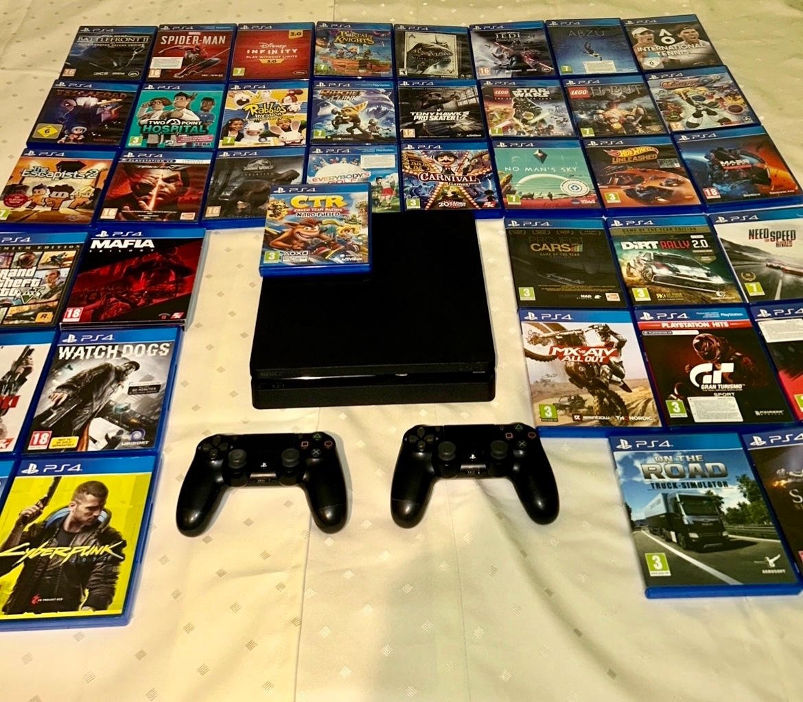 Herní konzole ps4 , playstation 4