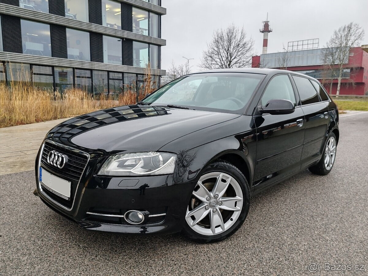 Audi A3 Sportback rok 2011 1.4 Tfsi 92kW benzín 132000km