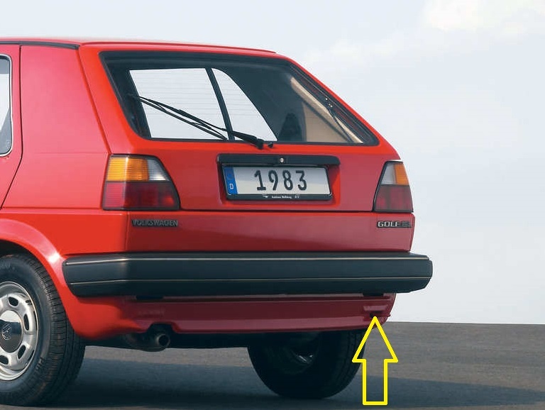 VW Golf mk2 krytka na zadní tažné oko.