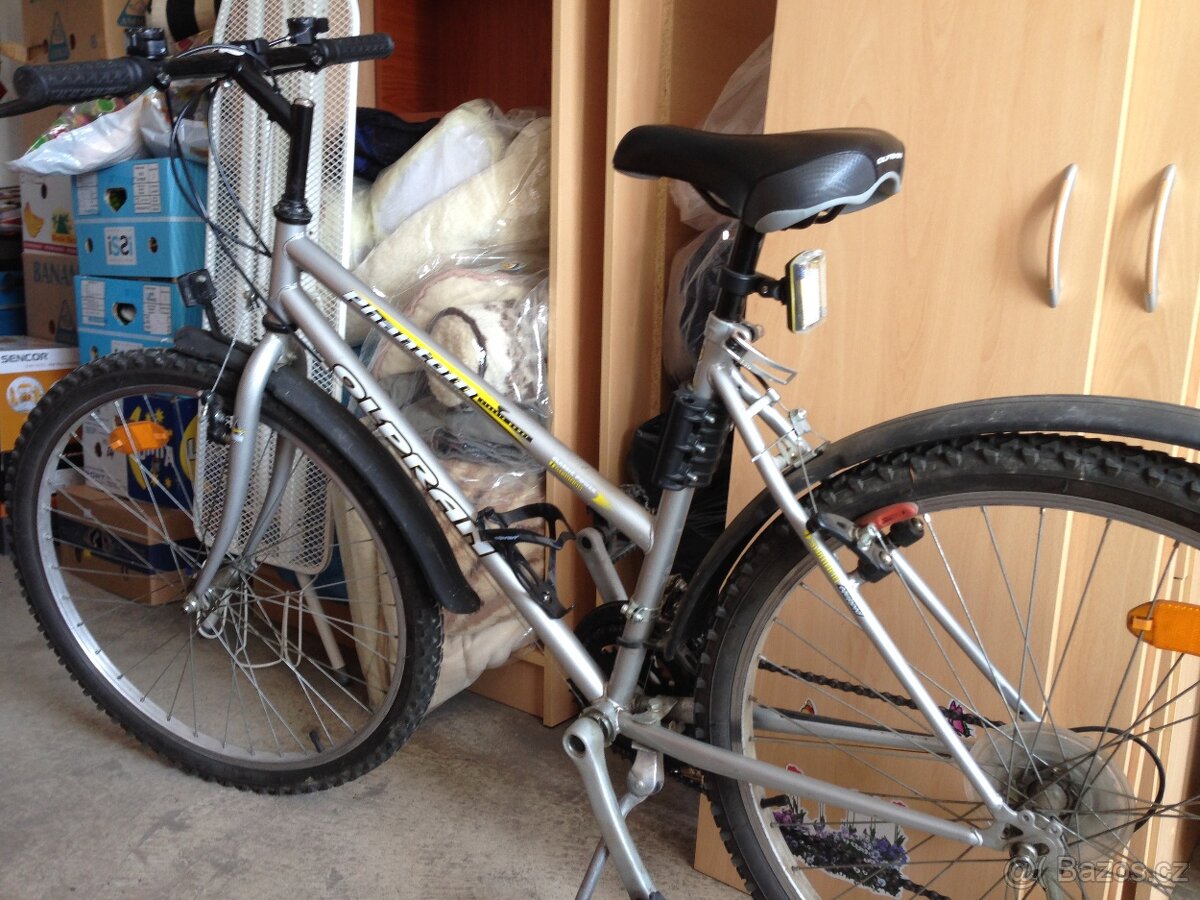 Dámské trekingové kolo