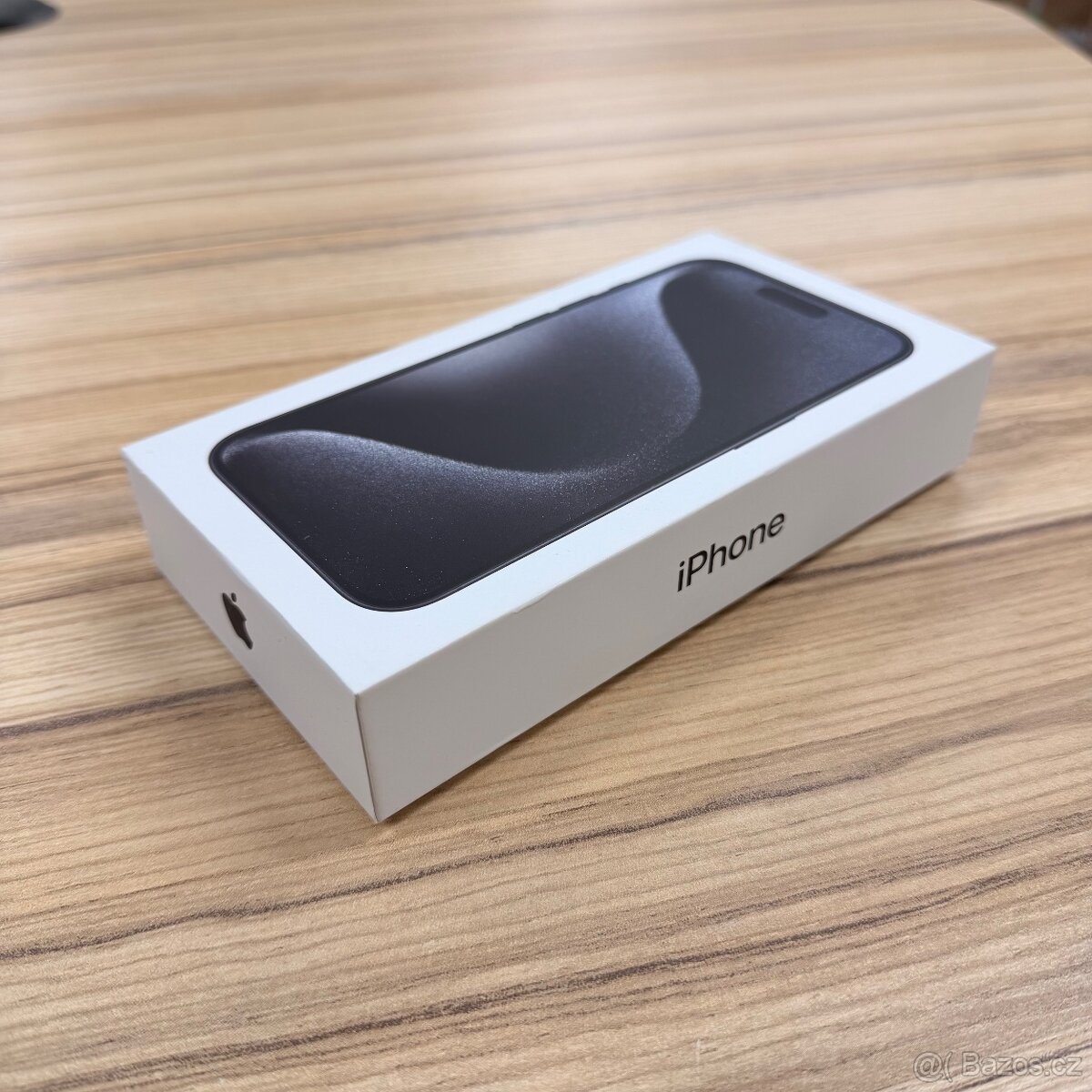 IPhone 15 Pro 128GB černý titan