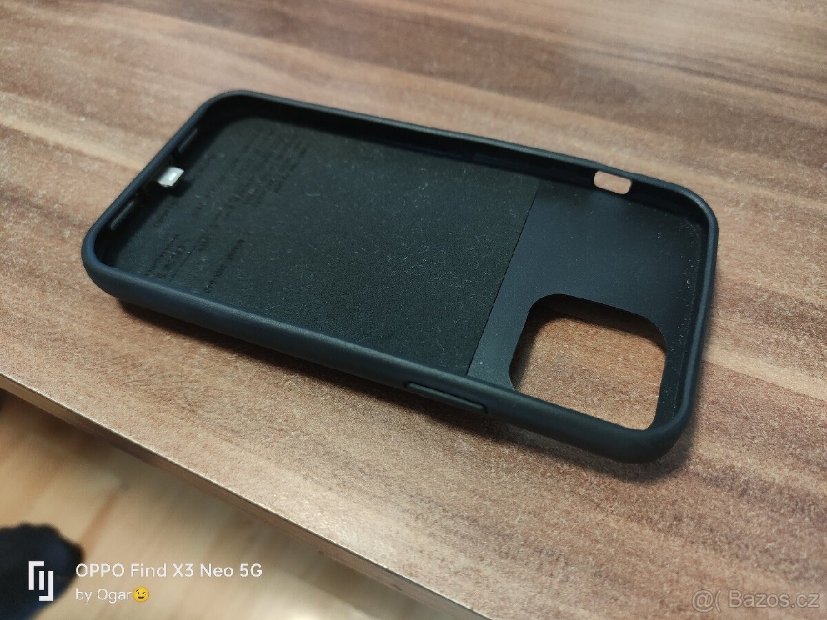 Nabíjecí kryt, powerbanka iPhone 12, 12 Pro