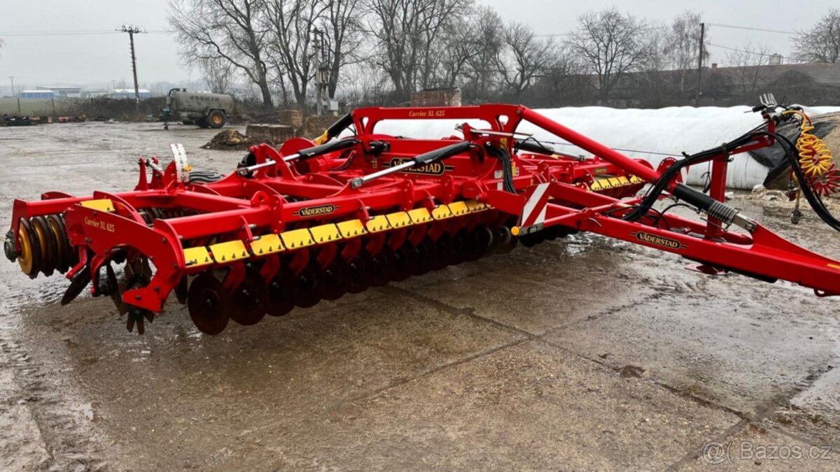 Väderstad CARRIER XL 625 diskový podmítač