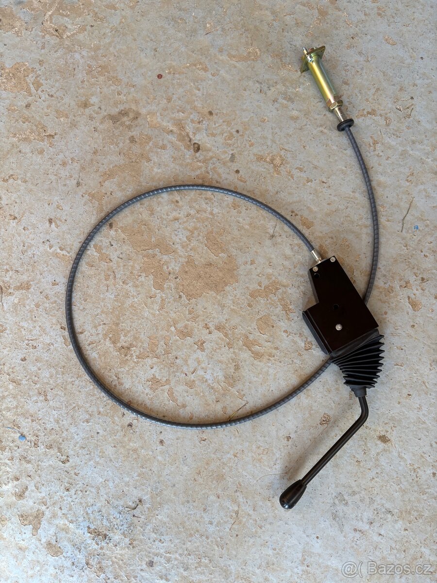 Ovládací páka hydraulického okruhu Forterra
