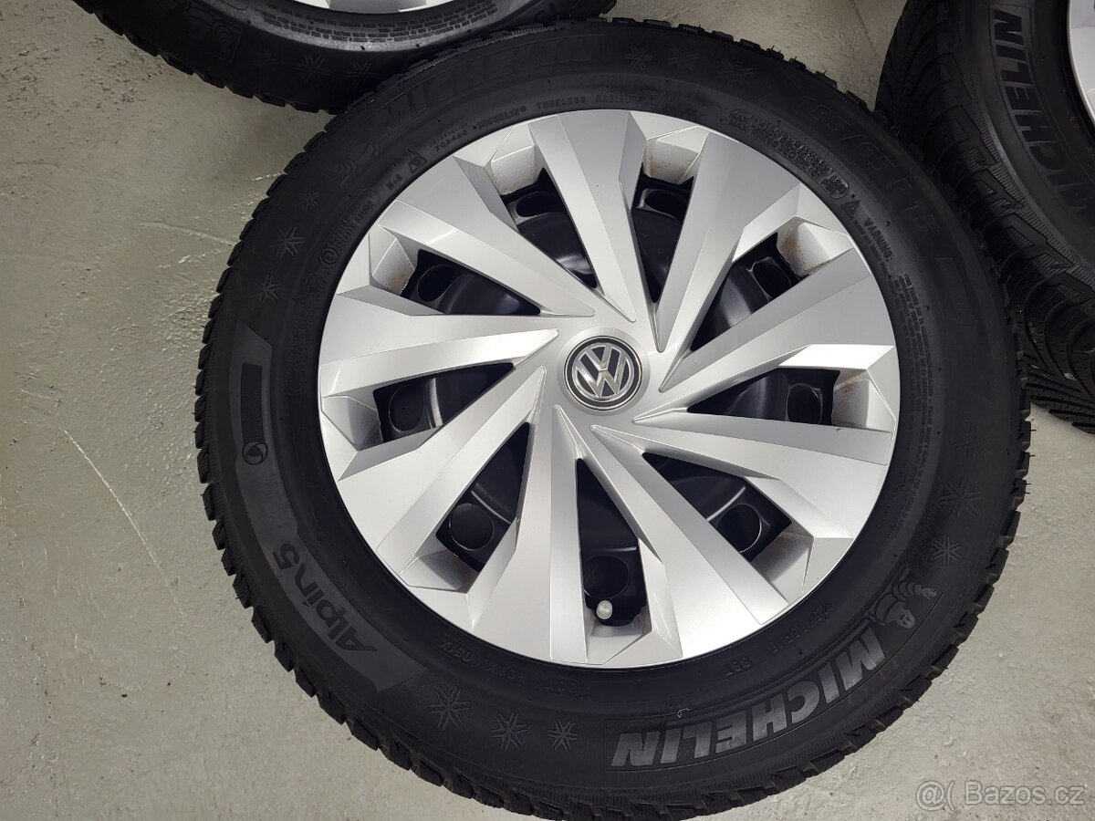 Originál 15" VW Škoda 5x100 zimní pneu 4,5-7mm