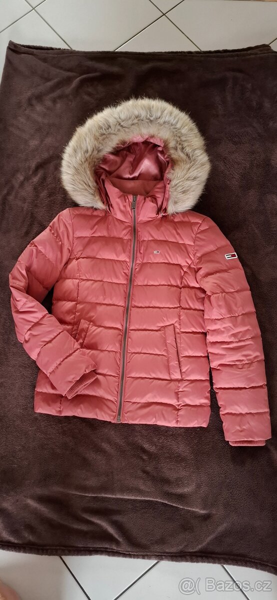 Zimní bunda Tommy Jeans, XS