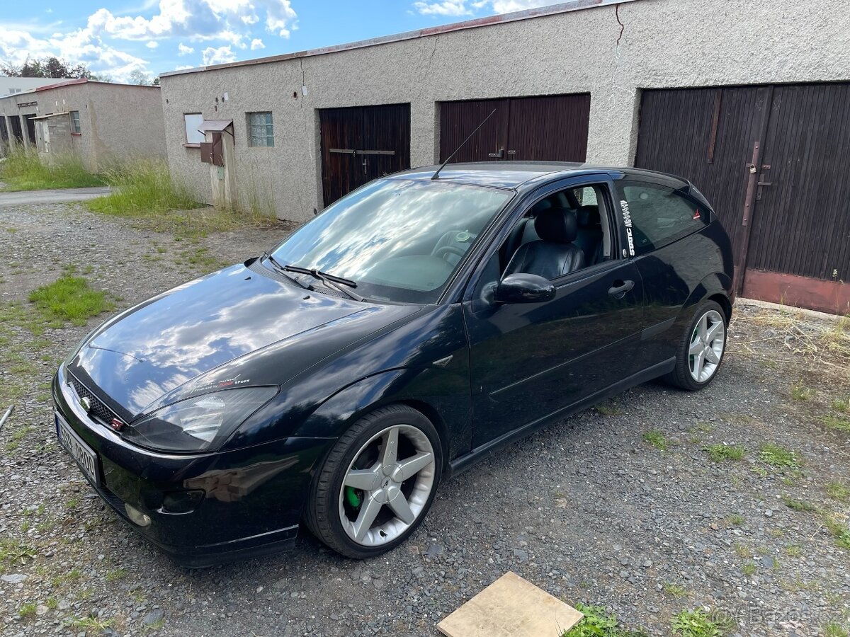 Ford Focus 98-04 Hatchback 3DV - Levé dveře