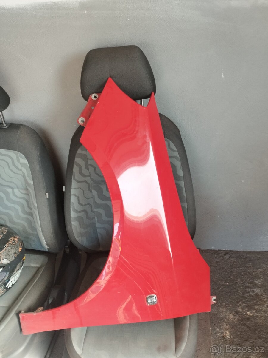Levý blatník Škoda Fabia 2 8151