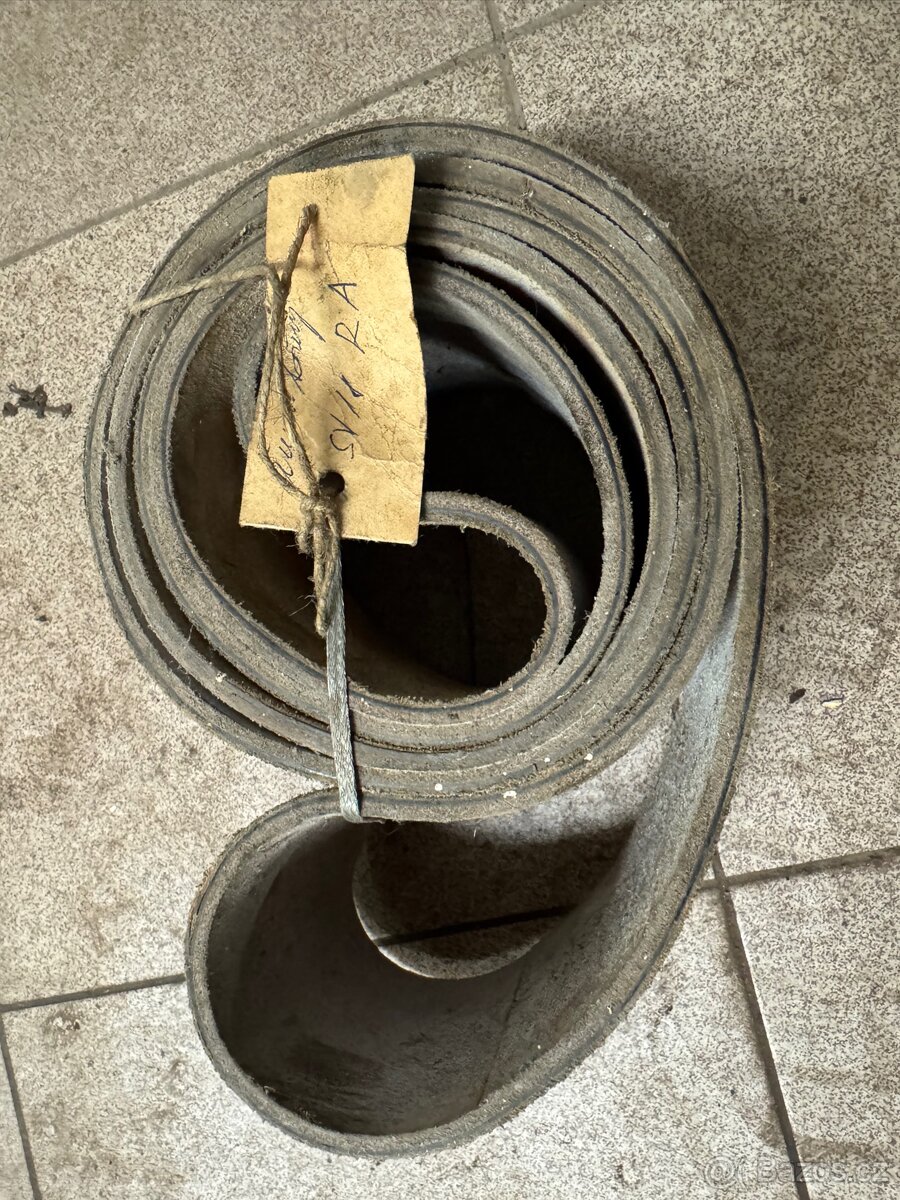 Řemen na soustruh SV 18