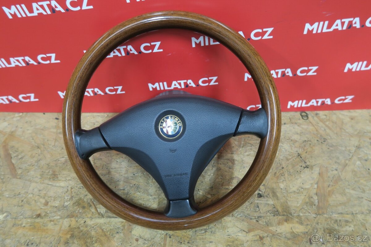 Dřevěný věnec volantu s airbagem Alfa Romeo 156