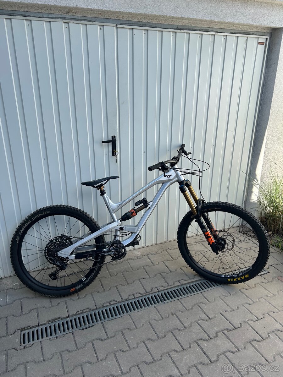 YT capra ltd 2020