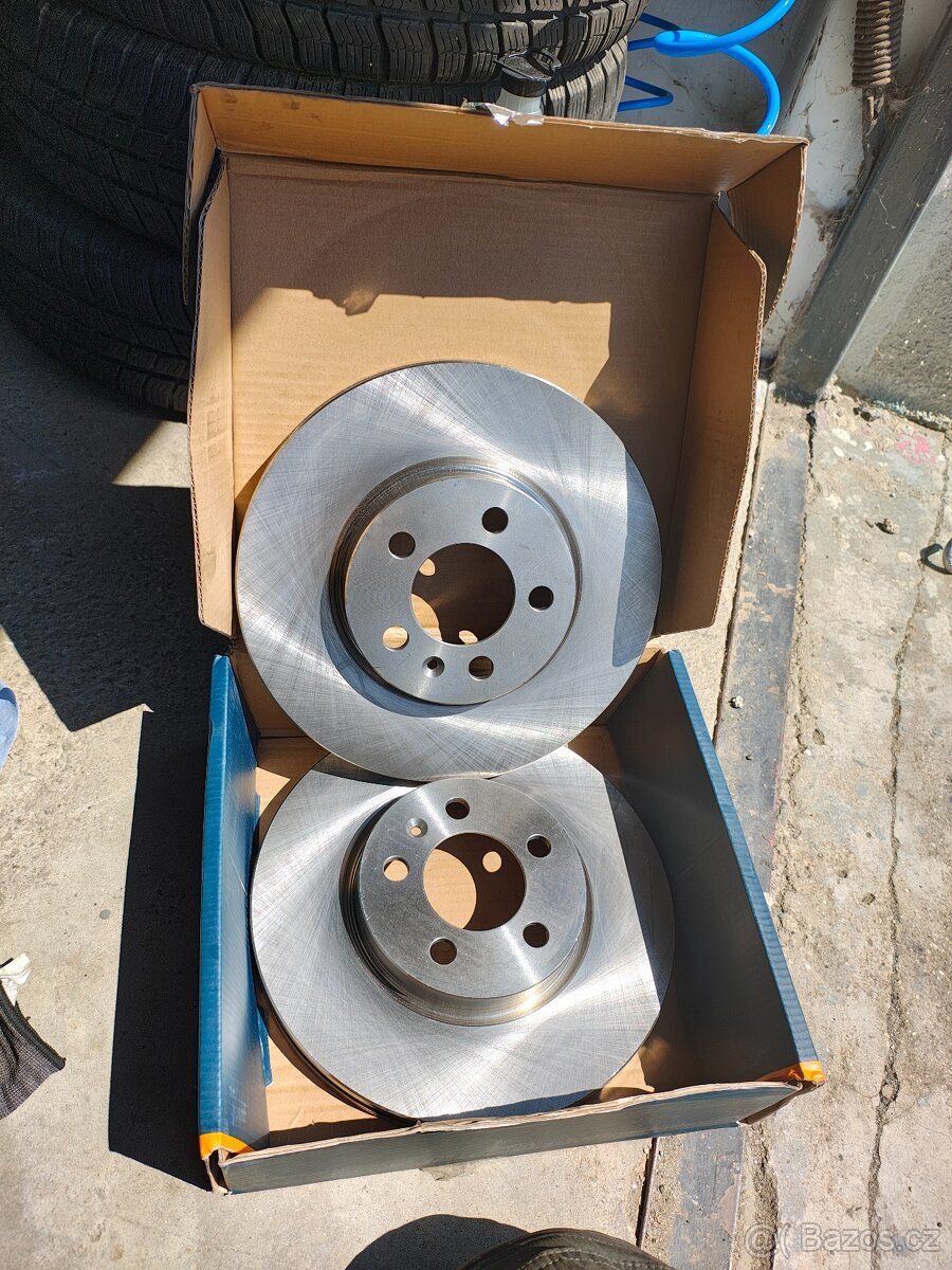 Brzdové kotouče pro VW 276mm 5x100
