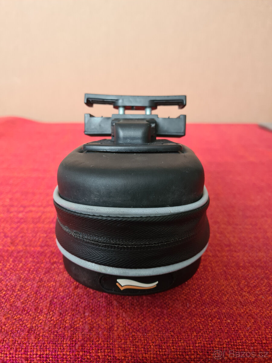 Plastová taška pod sedlo Crivit