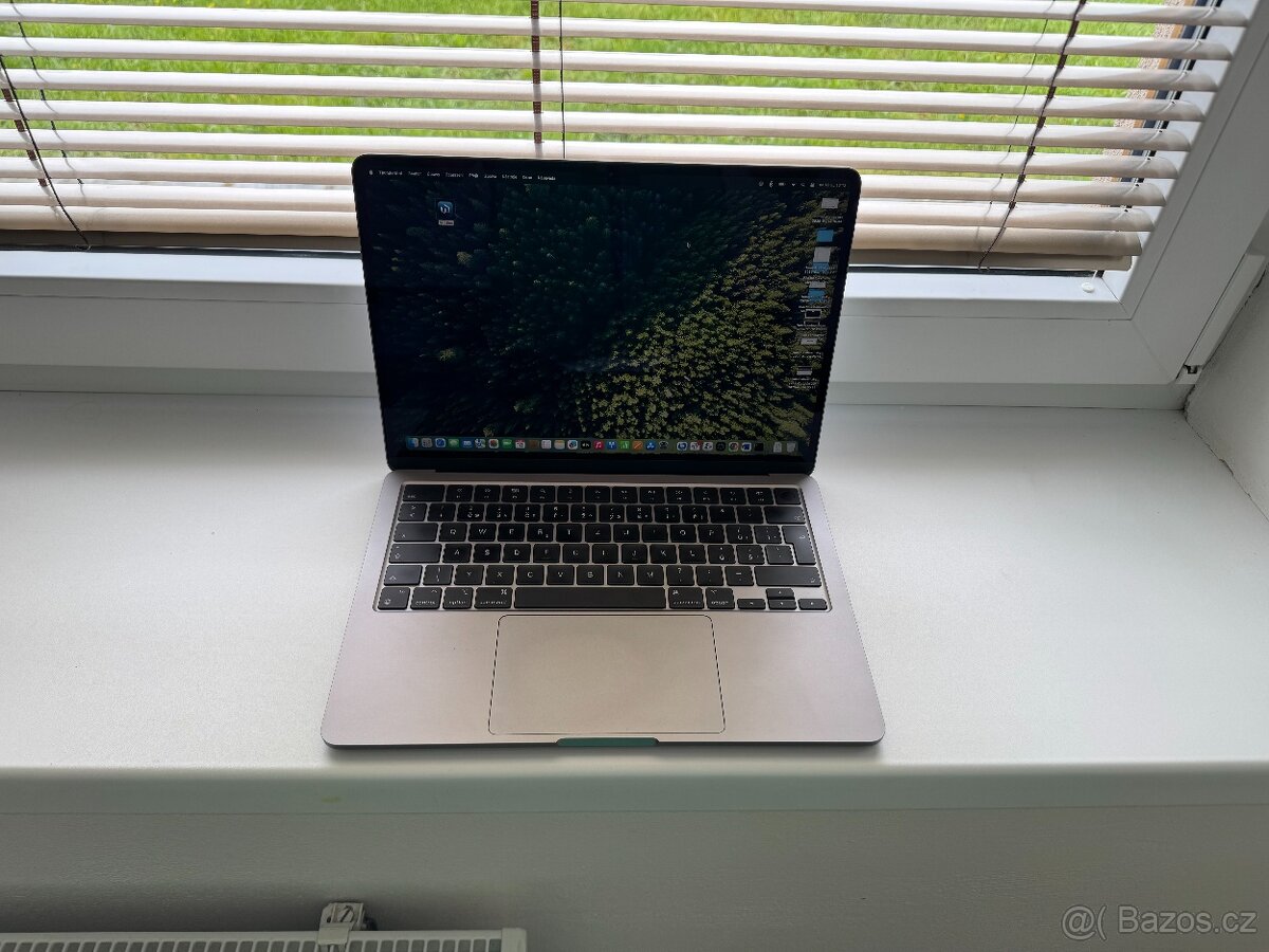 Macbook Air M3 / 16GB RAM / 512GB SSD - záruka