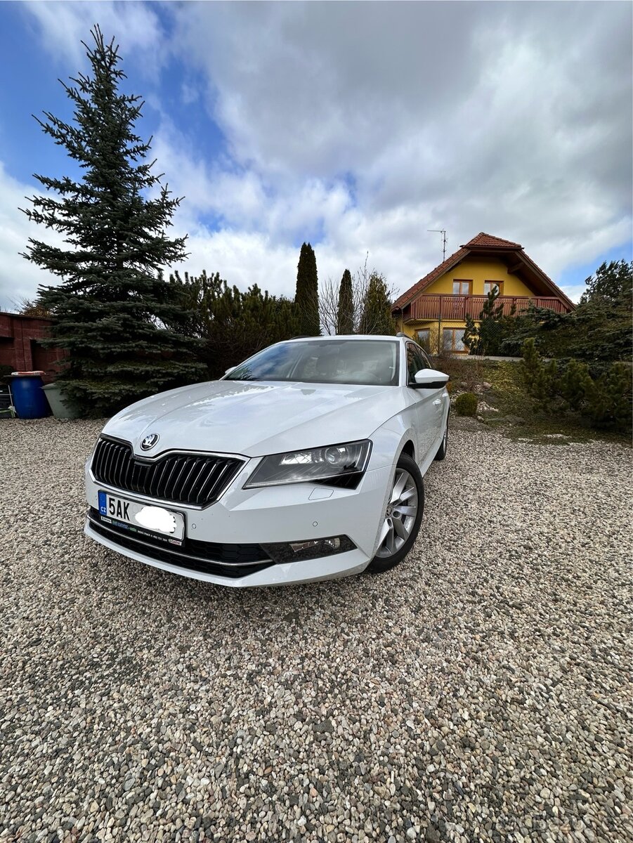 Škoda Superb