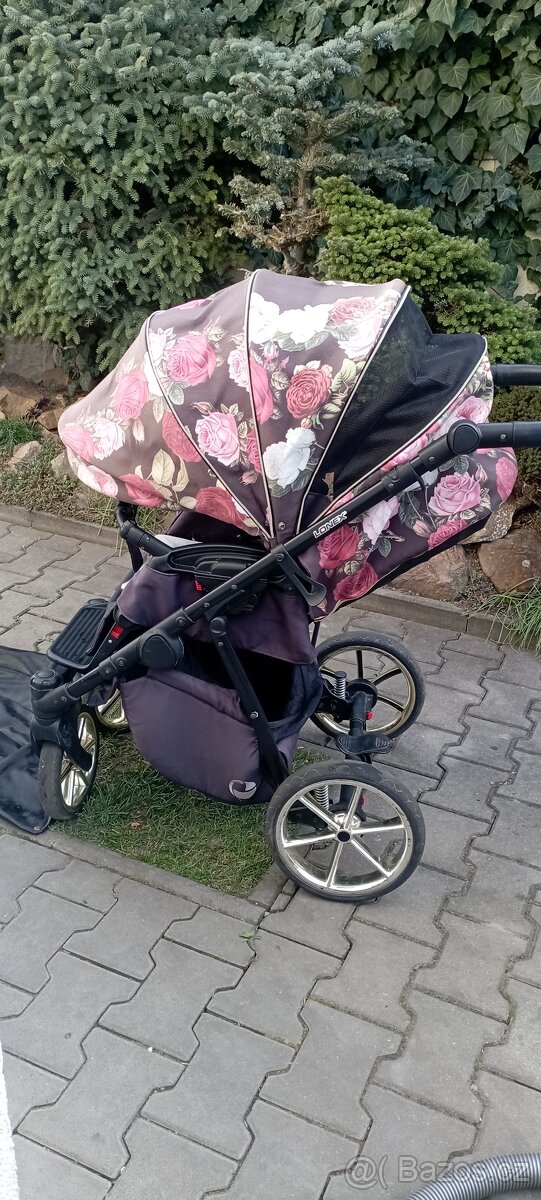 Sportovní kočárek Lonex rose