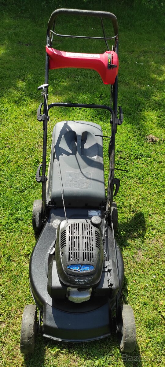 Benzínová sekačka Honda 53cm s pojezdem