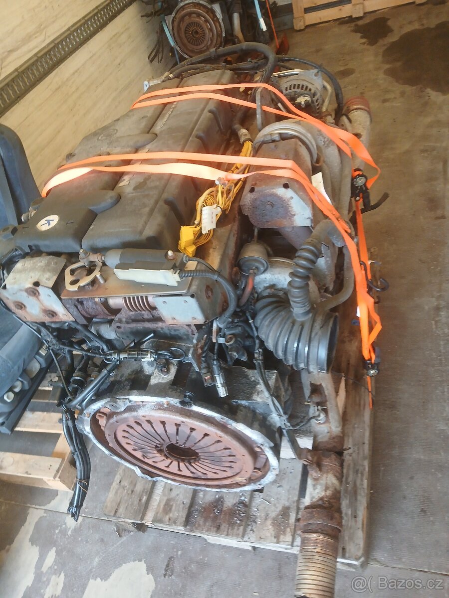 Man tgl 12.250 motor