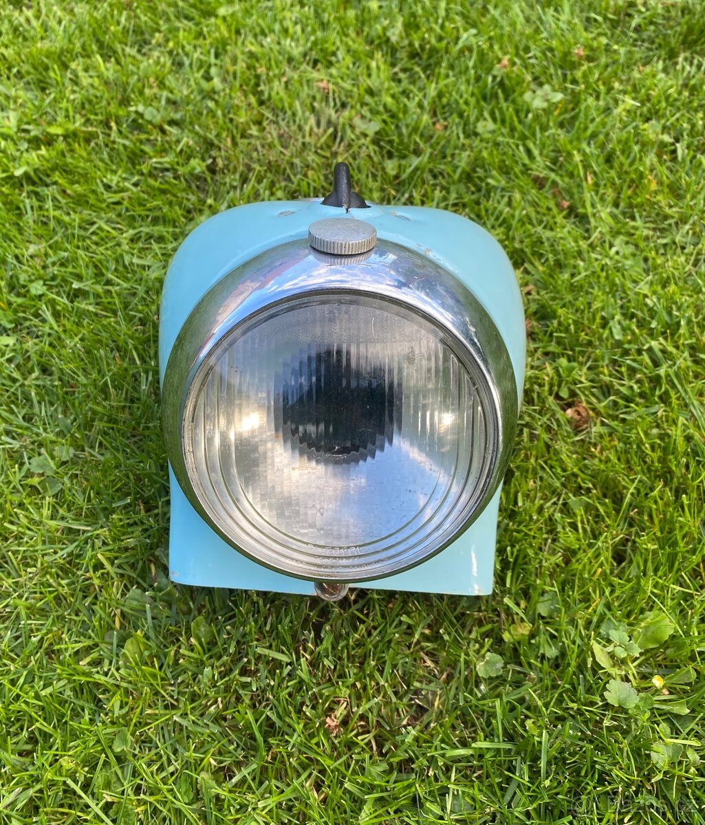 Jawa 555/550 - Přední světlo