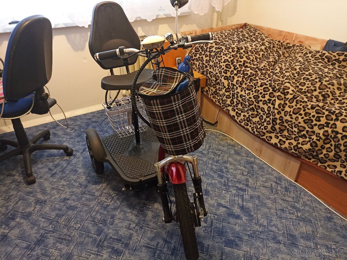 Elektrická tříkolka