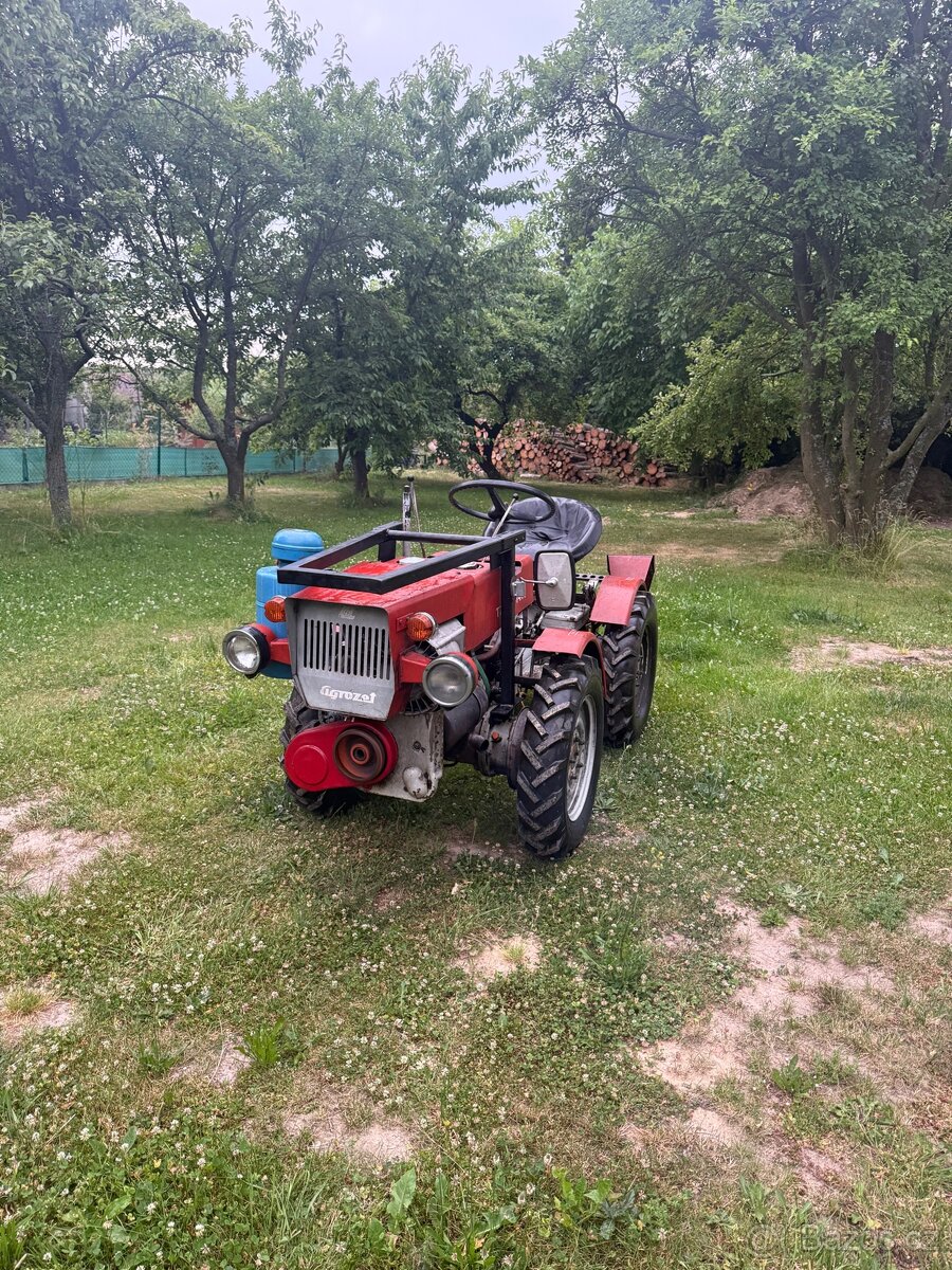 Prodam malotraktor TZ-4K-14 original se servem