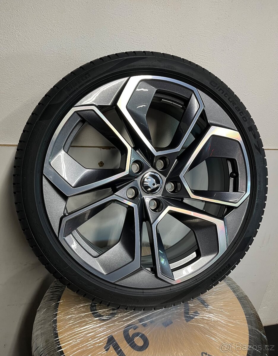 Octavia 4 R19 Nová letní sada