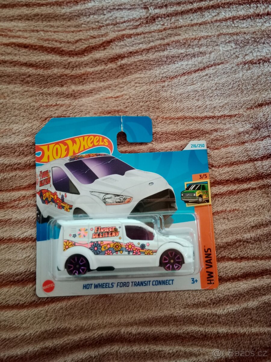 Hot Wheels Ford Transit Connect TREASURE HUNT