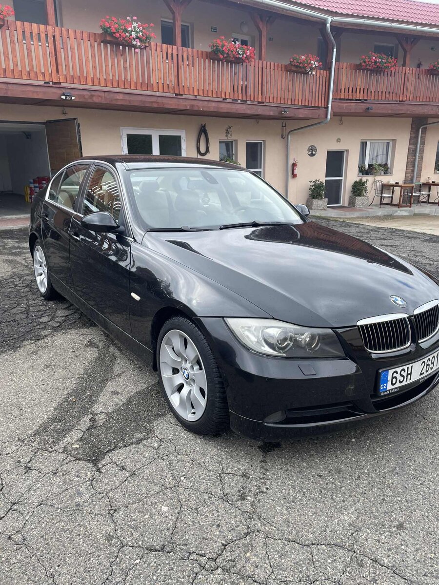 BMW E90 325d
