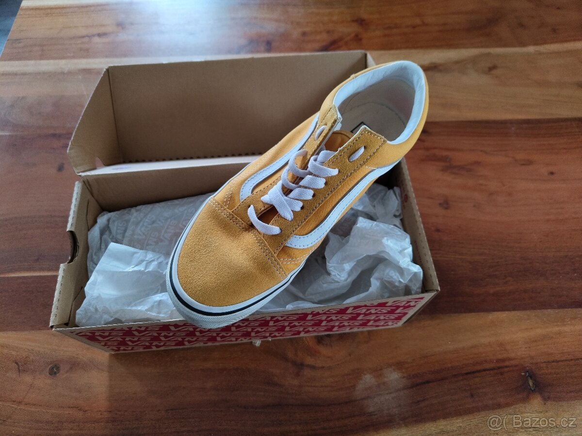 BOTY VANS OLD SKOOL 39 velikost