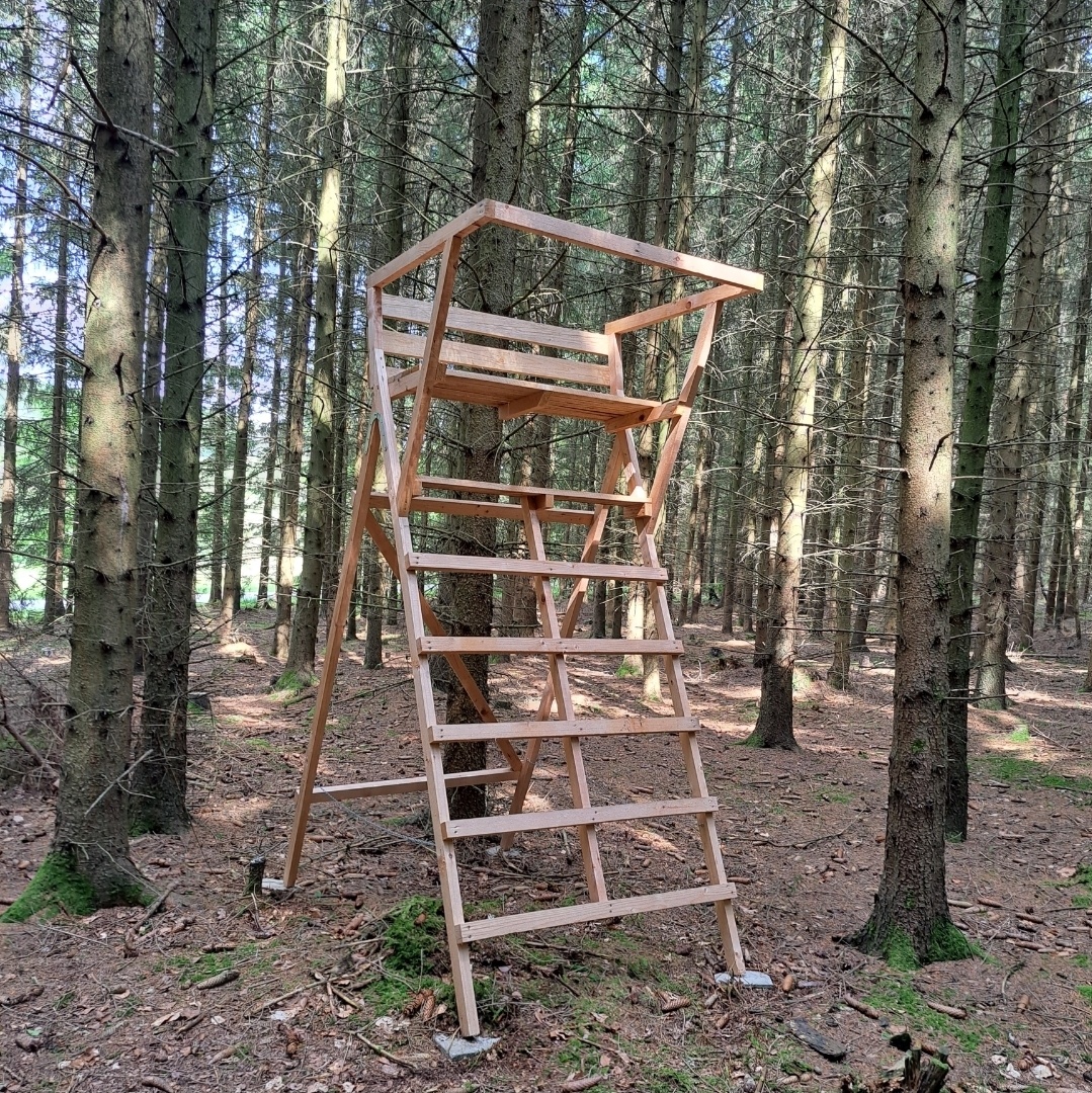 Myslivecký sklopný posed