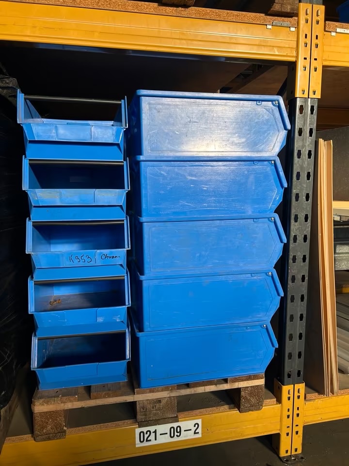 Plastové přepravky bedýnky boxy