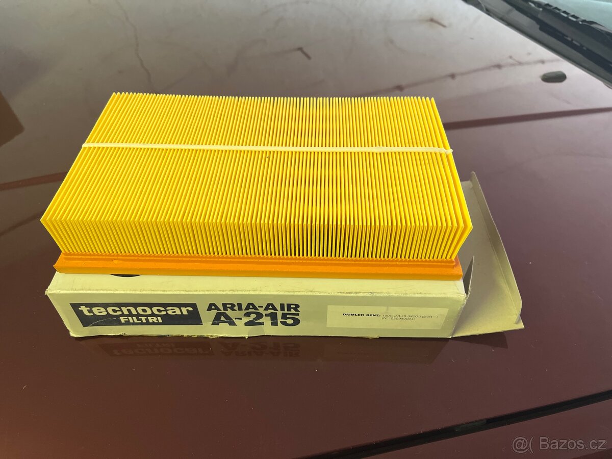 Vzduchový filtr Mercedes benz 190E 2,3 16v