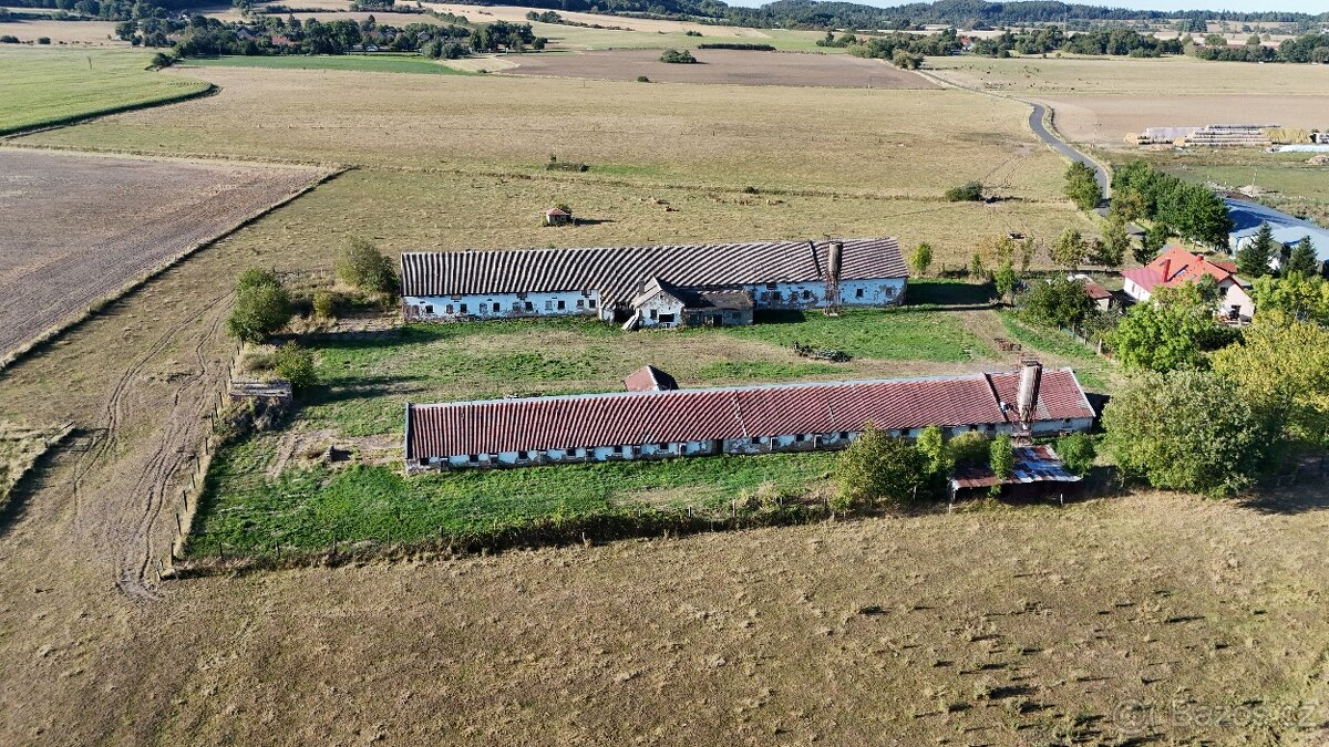 Rozsáhlý zemědělský areál