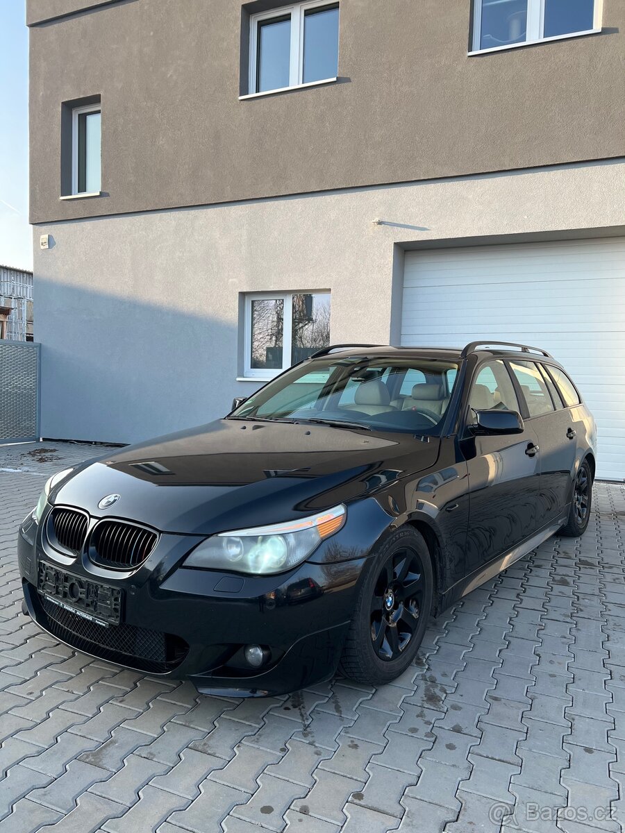 BMW E61 530D, Manuál, M-Paket